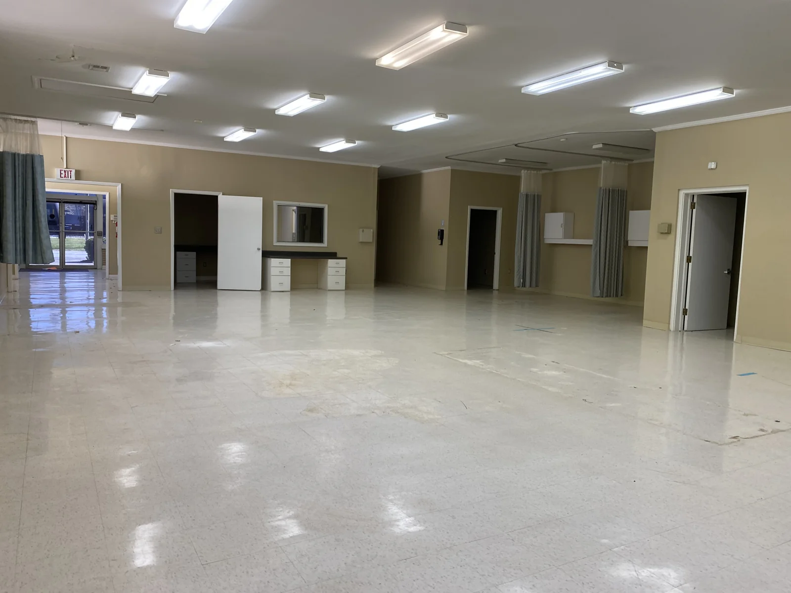 Office in Kershaw, SC — Sale in Kershaw, SC, photo 2 of 6