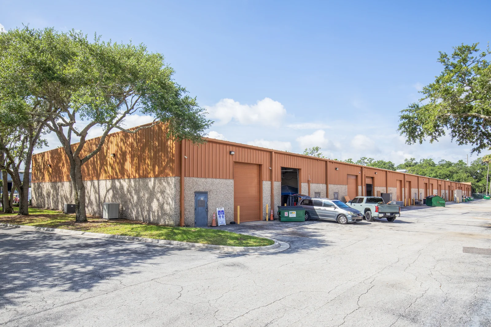 Gateway Industrial Park — Sale in Kissimmee, FL, photo 4 of 5
