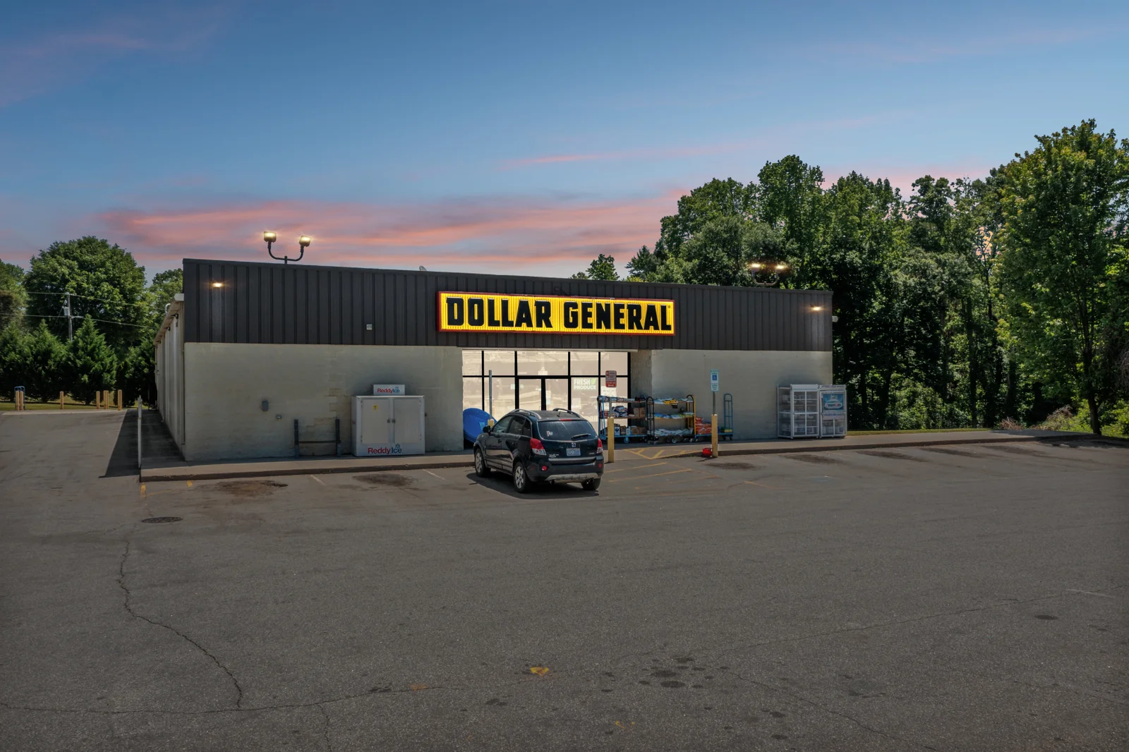 Dollar General Net Lease — Sale in Lincolnton, NC, photo 1 of 3