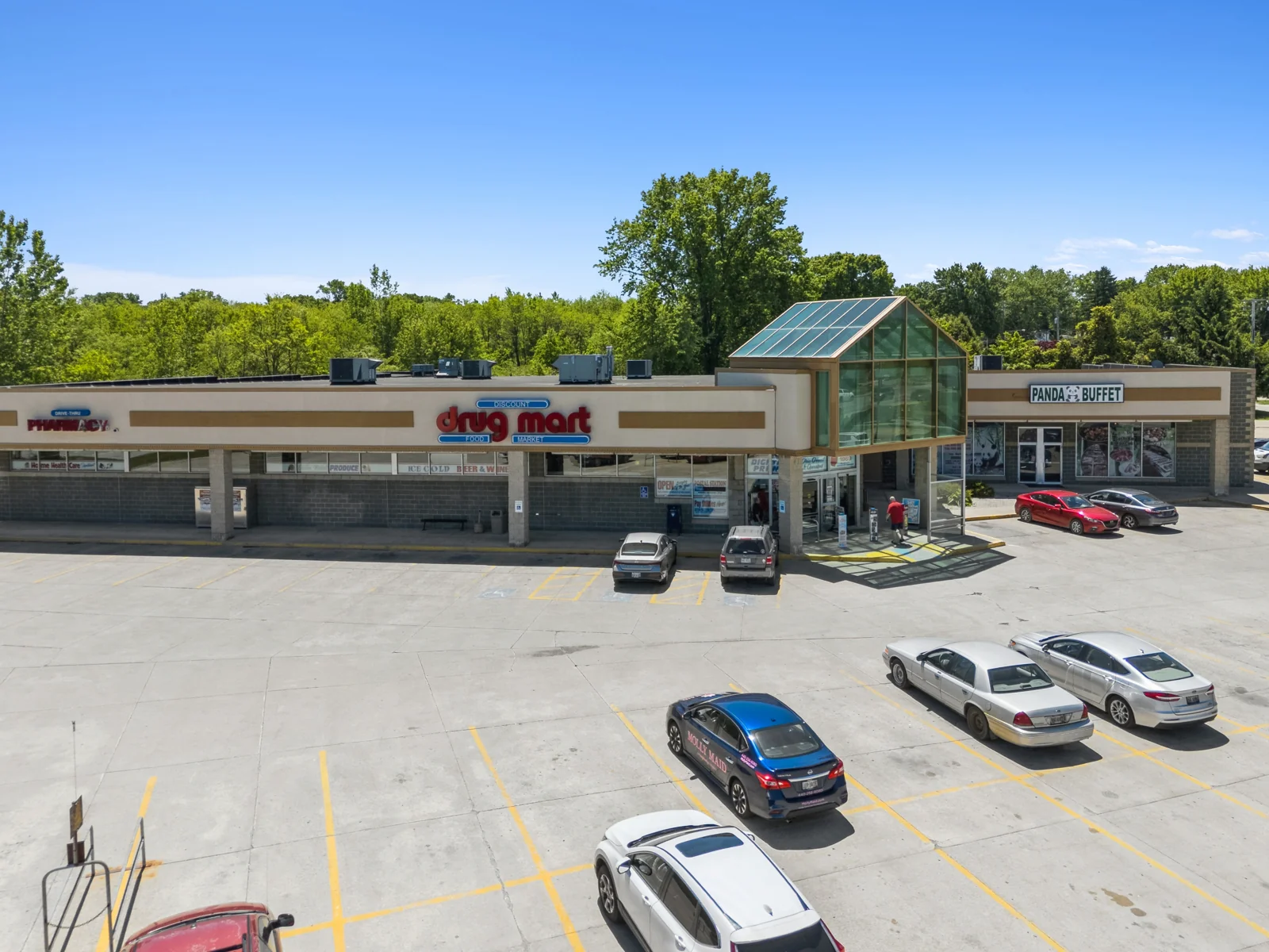 Net Leased, Multi-Tenant Retail Investment — Sale in Ashtabula, OH, photo 4 of 8