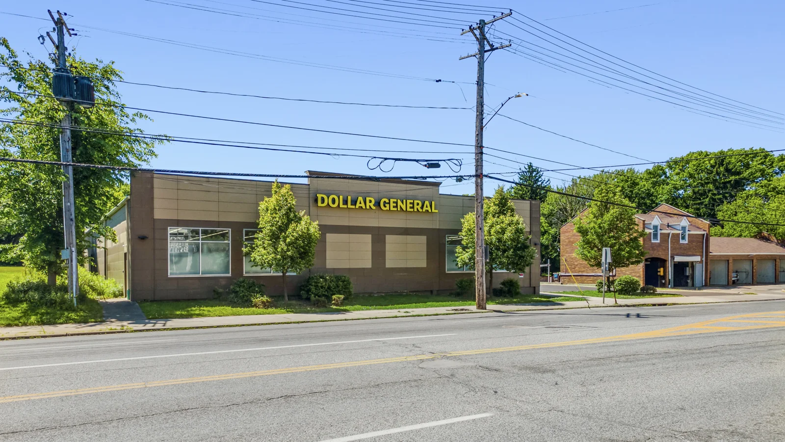 Dollar General (NN) Investment Property — Sale in Cleveland Heights, OH, photo 2 of 6