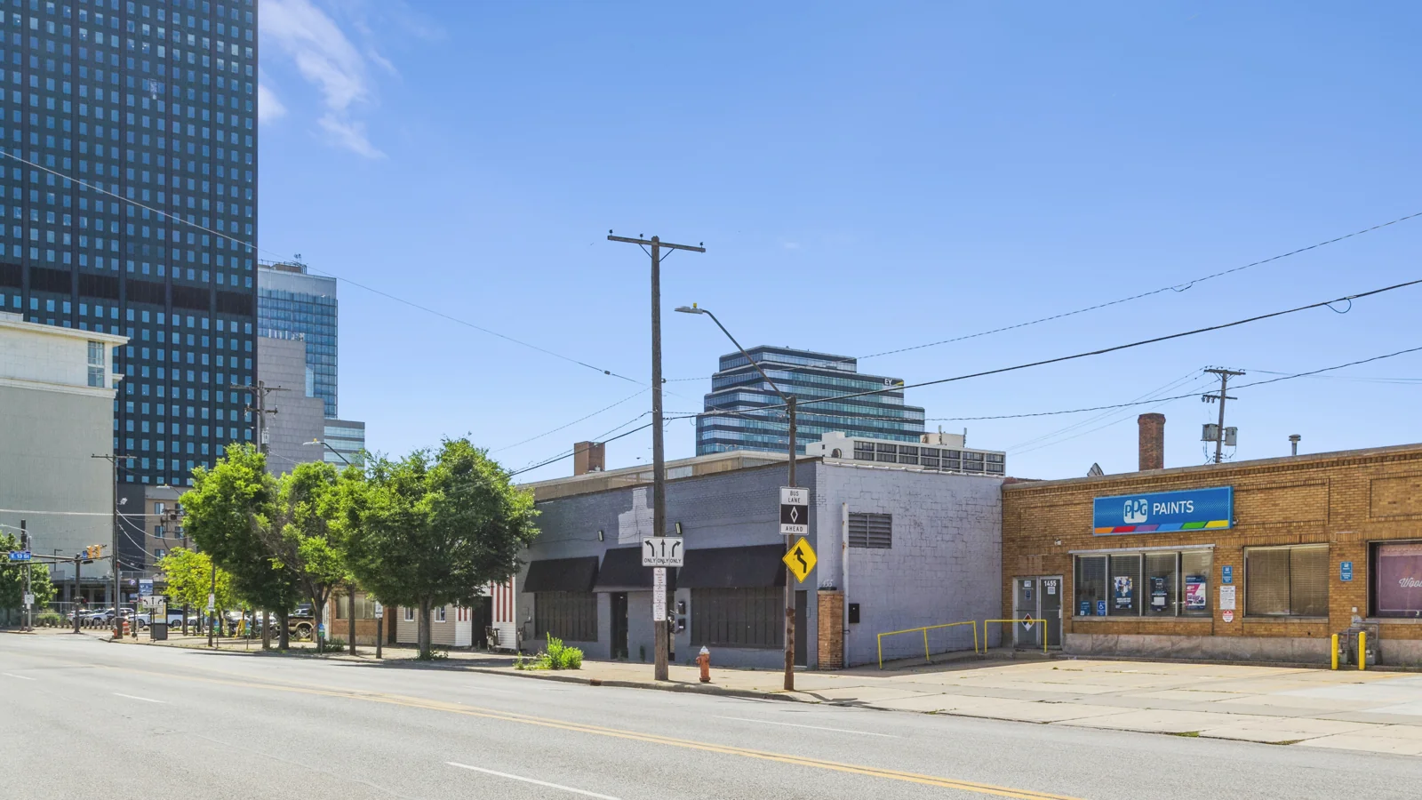 10,000 SF Turnkey Nightclub w/ Liquor License — Sale in Cleveland, OH, photo 2 of 7