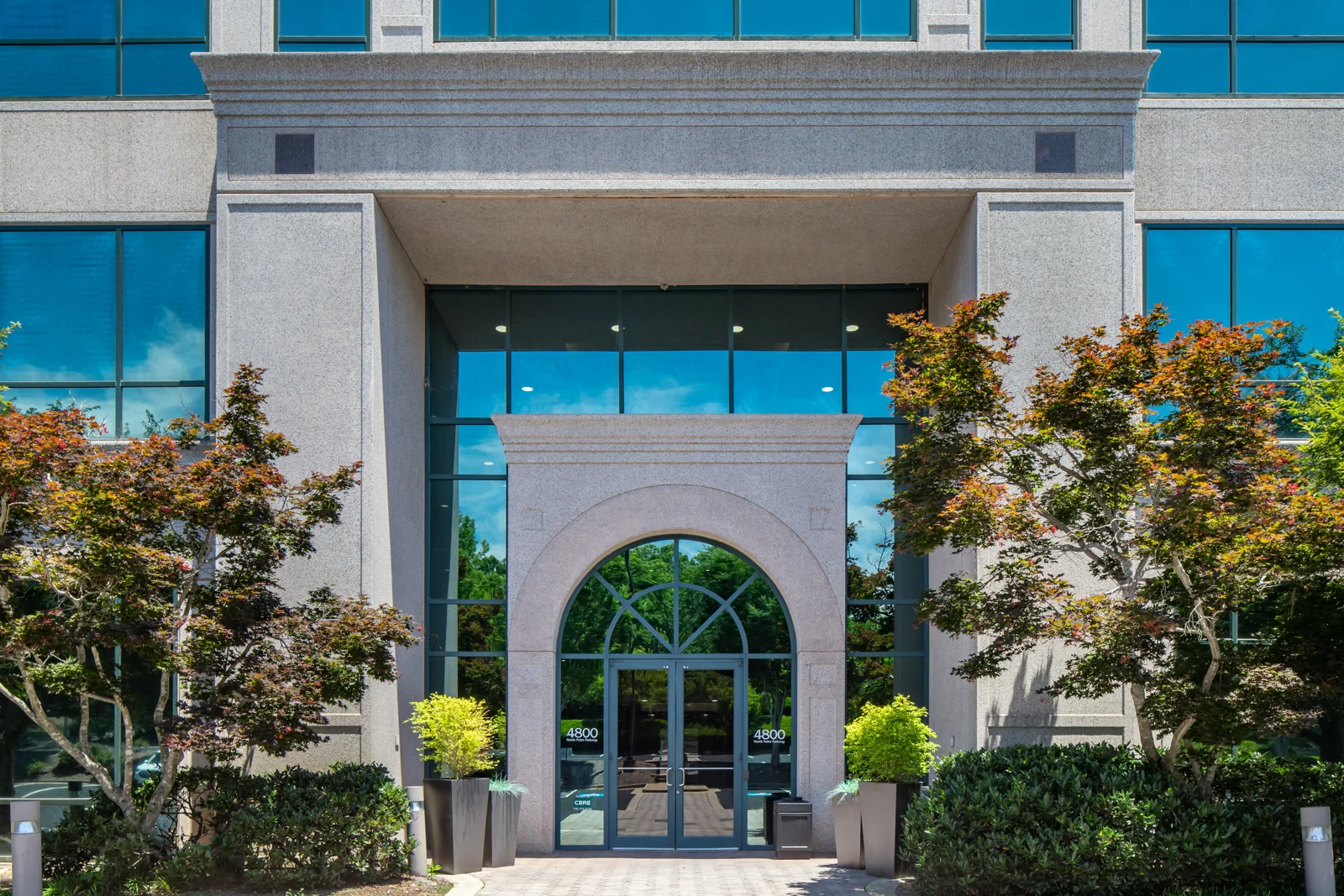 4800 North Point Parkway — Sale in Alpharetta, GA, photo 2 of 8