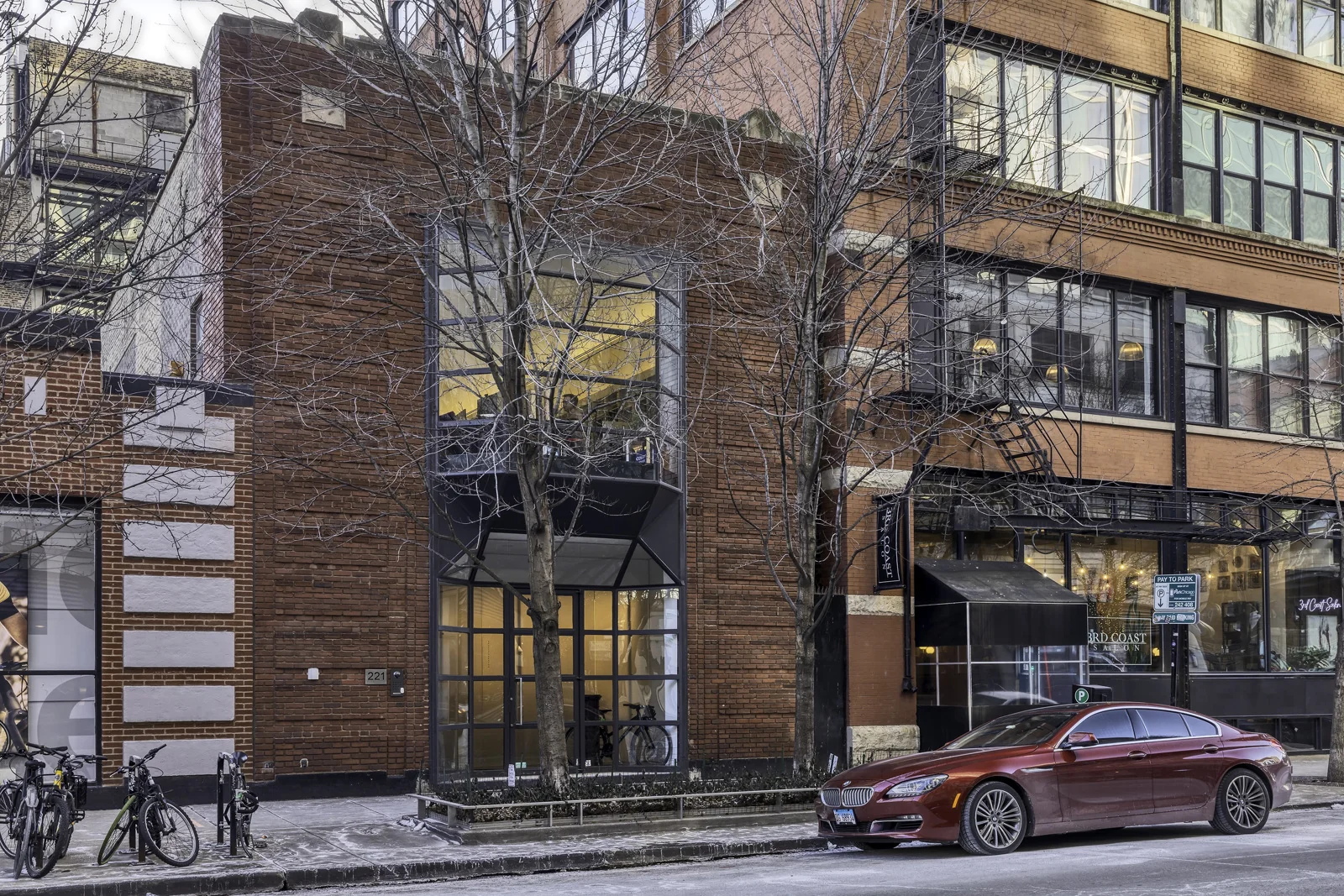 221 West Erie Street — Sale in Chicago, IL, photo 1 of 2