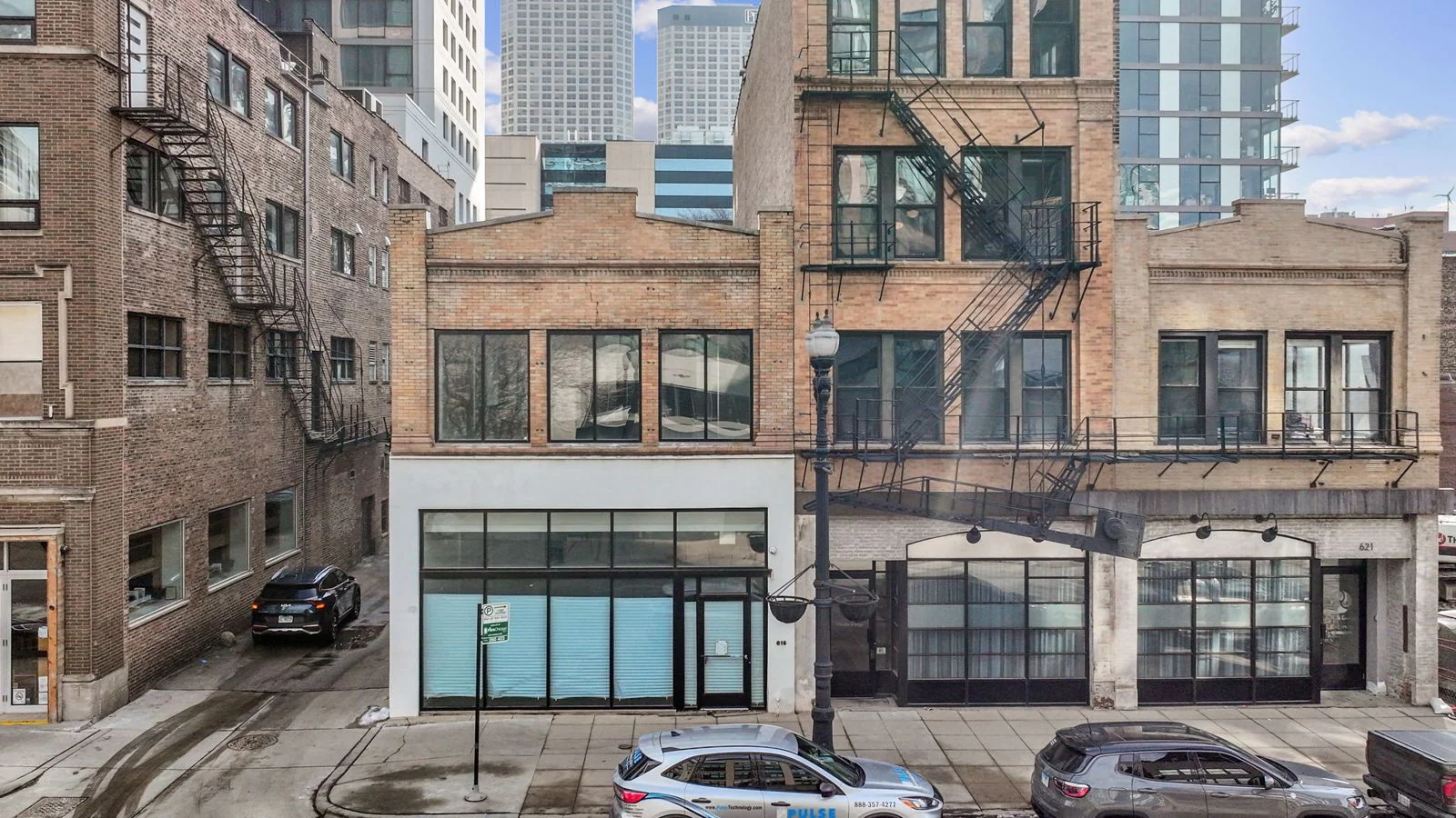 619 West Randolph Street — Sale in Chicago, IL, photo 1 of 8