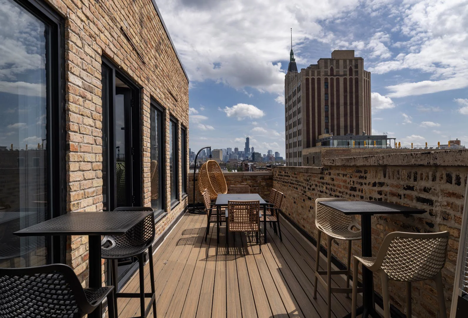 Offices at — Sale in Chicago, IL, photo 4 of 7