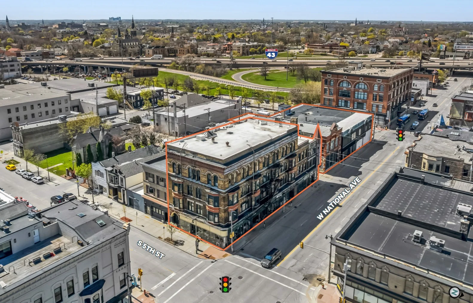 511 & 523 W National Ave — Sale in Milwaukee, WI, photo 1 of 7
