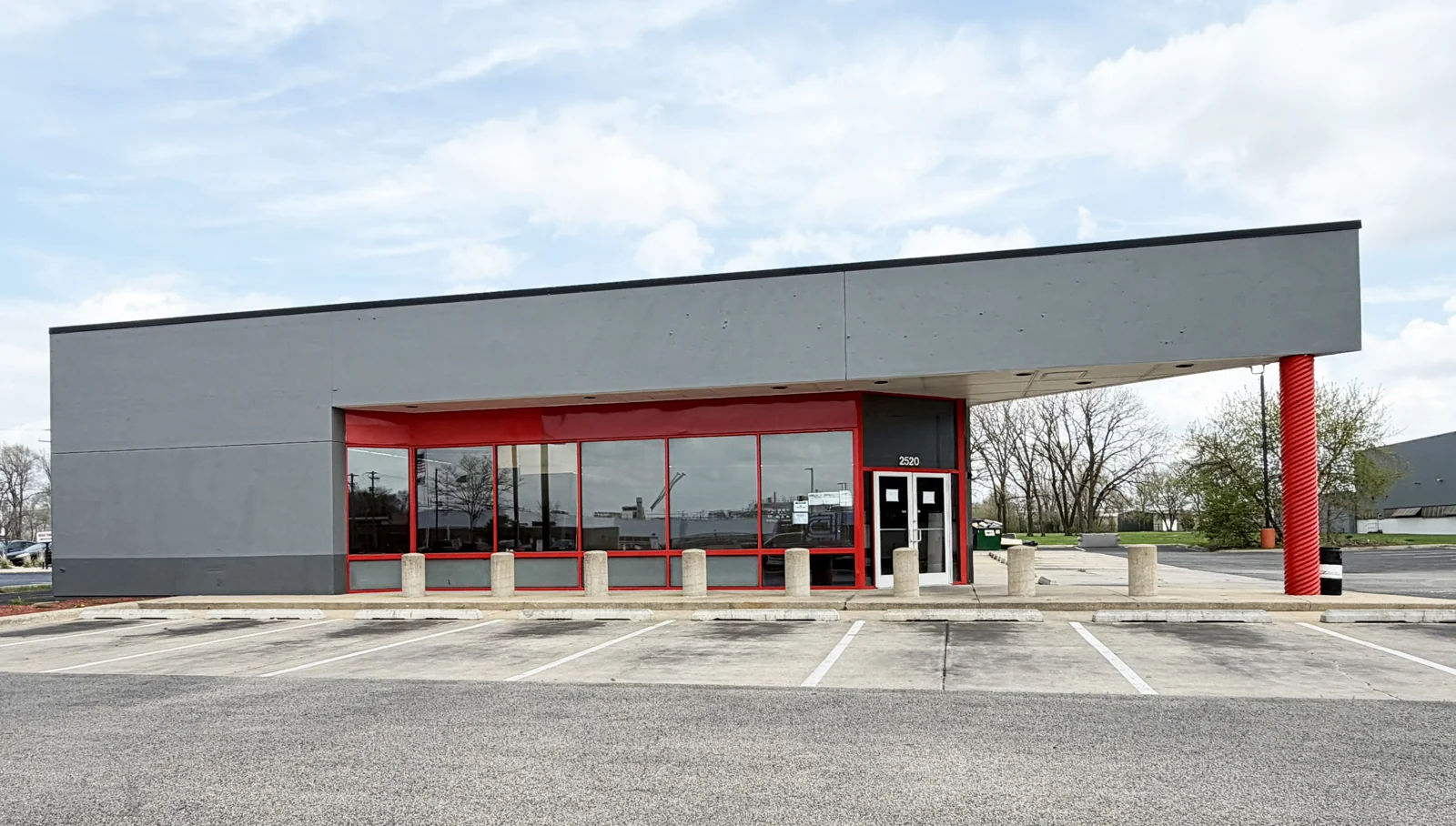 Retail in Rockford, IL — Sale in Rockford, IL, photo 1 of 2