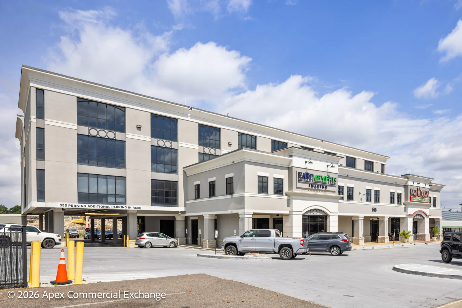 Office in Memphis, TN — Sale in Memphis, TN, photo 1 of 8