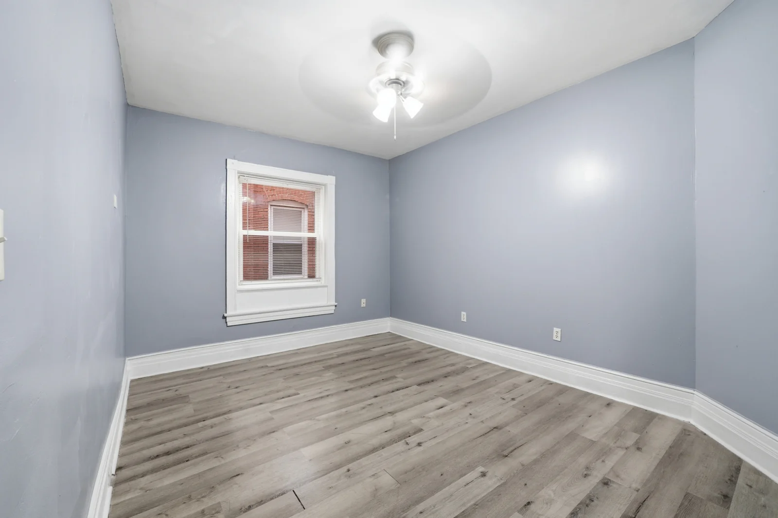 3008 Henrietta Street — Sale in St. Louis, MO, photo 4 of 5