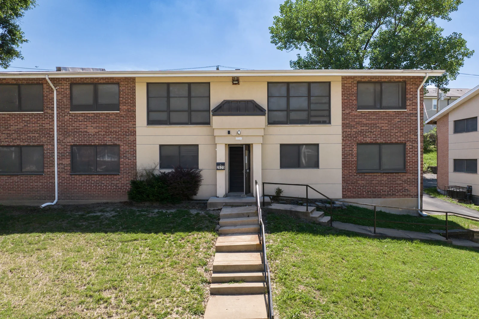 Sunnyland Apartments — Sale in Jennings, MO, photo 6 of 8