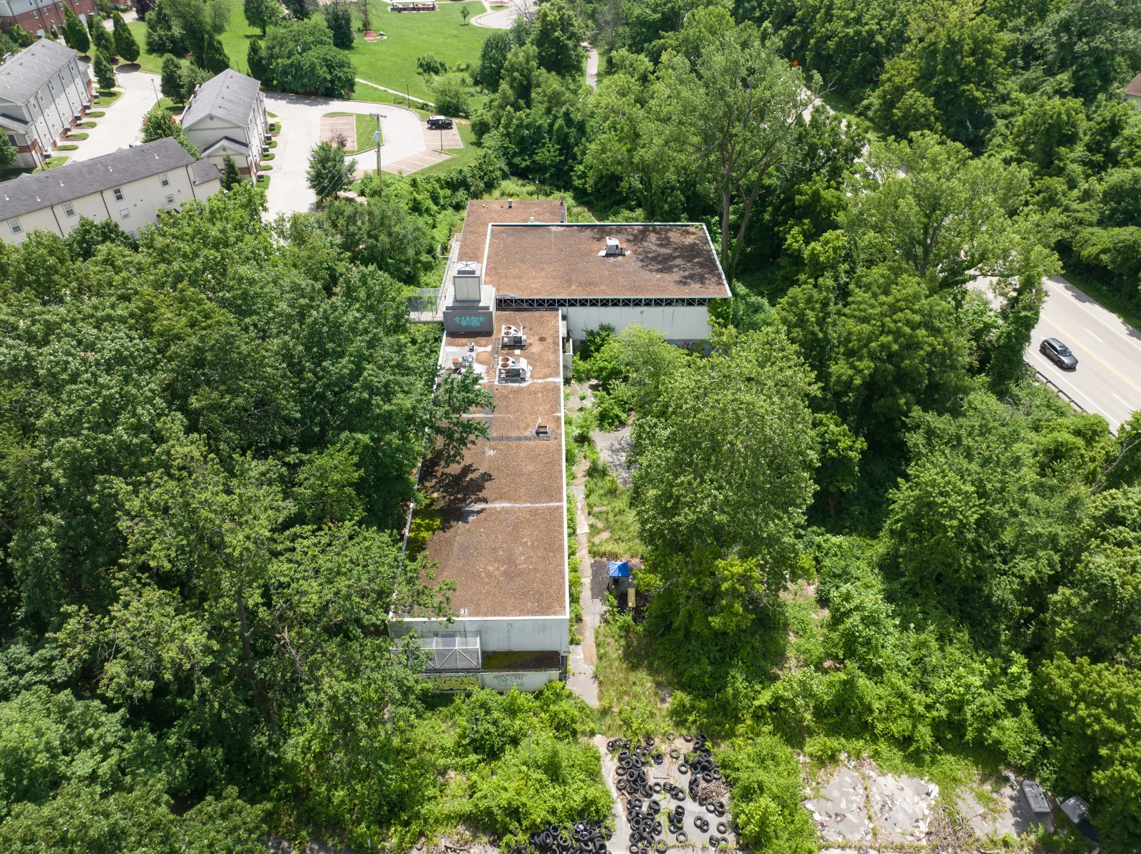 2650 Tyrell Drive — Sale in St. Louis, MO, photo 2 of 8