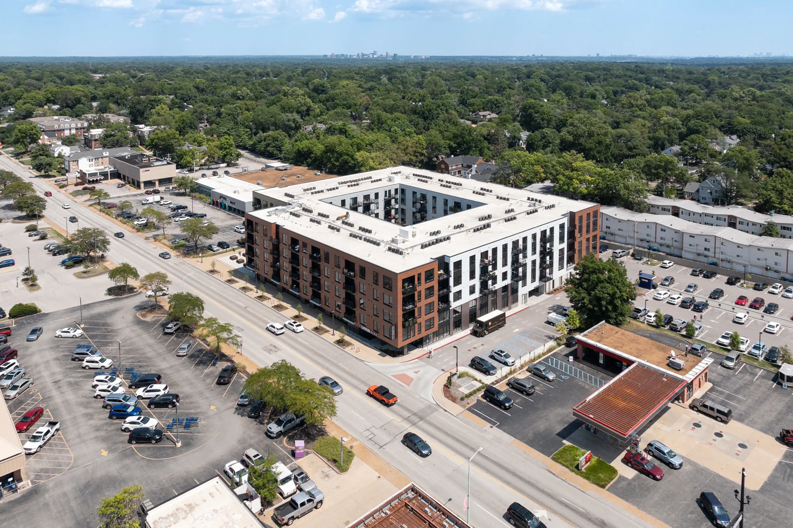 The James — Sale in St. Louis, MO, photo 3 of 8