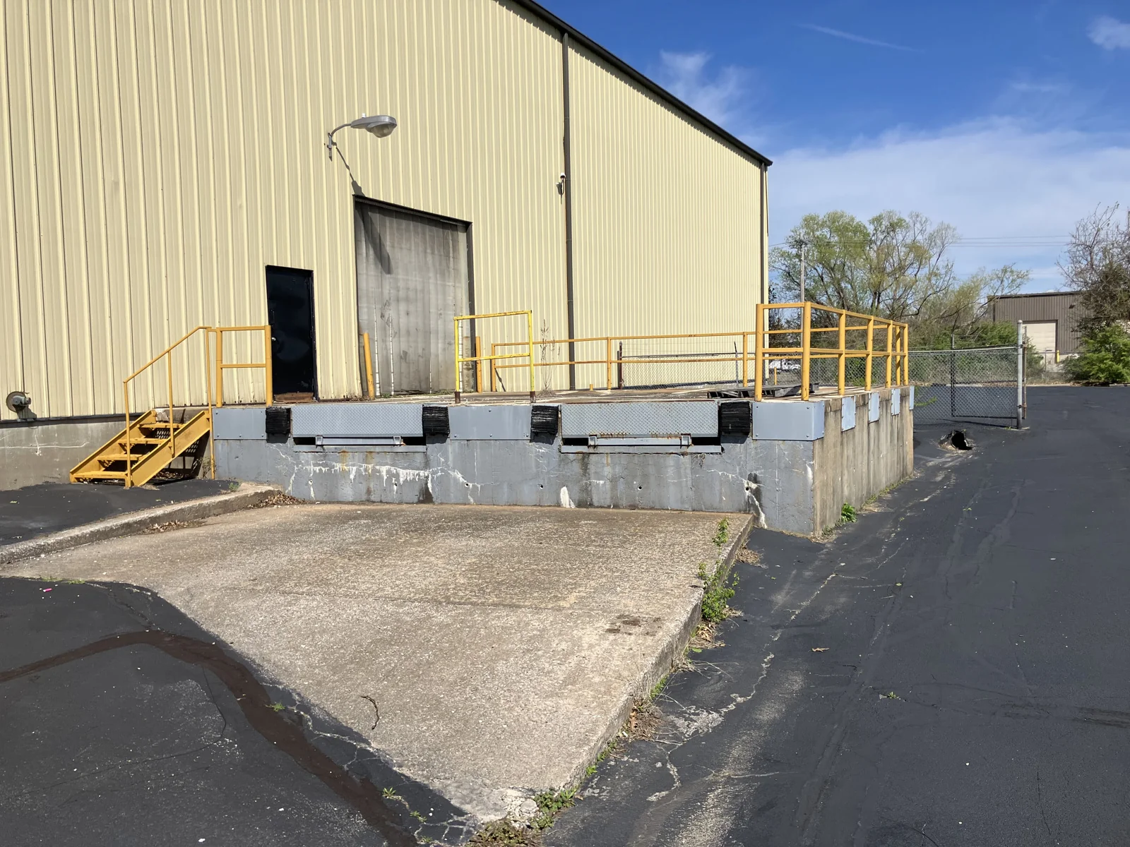 Industrial in Chesterfield, MO — Sale in Chesterfield, MO, photo 4 of 5