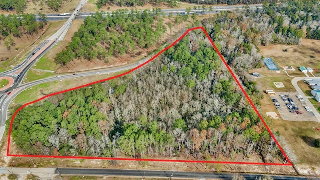 ±10.5 Acres with Interstate Visibility for Sale — Sale in Walker, LA, photo 3 of 4