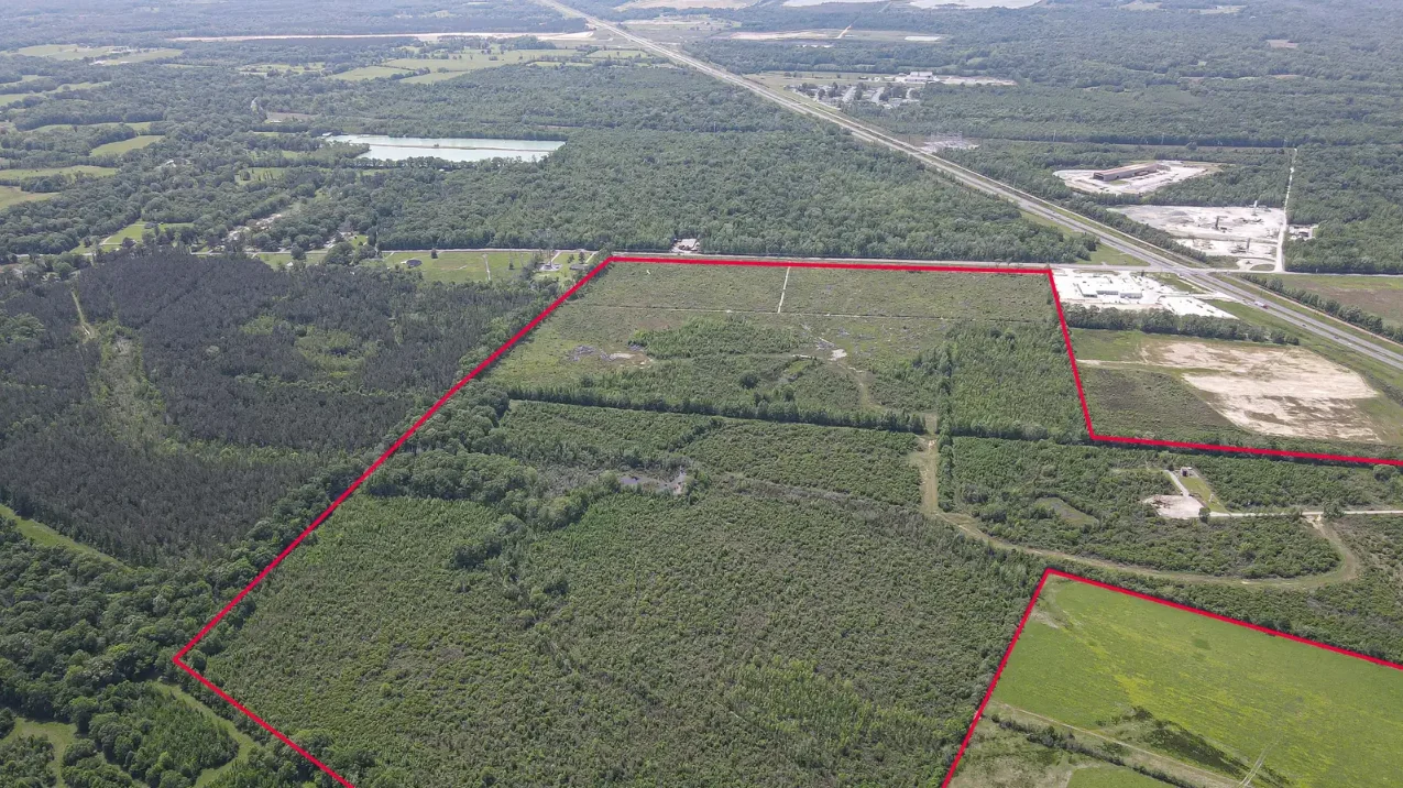 ±221 Acres for Sale — Sale in Zachary, LA, photo 6 of 7