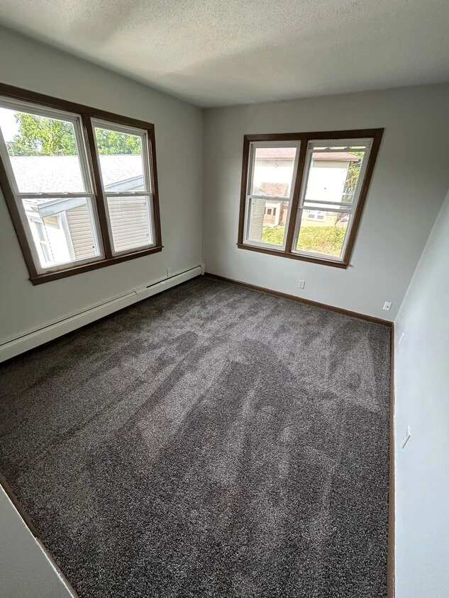 Clarkson Apartments — Sale in Des Moines, IA, photo 6 of 8