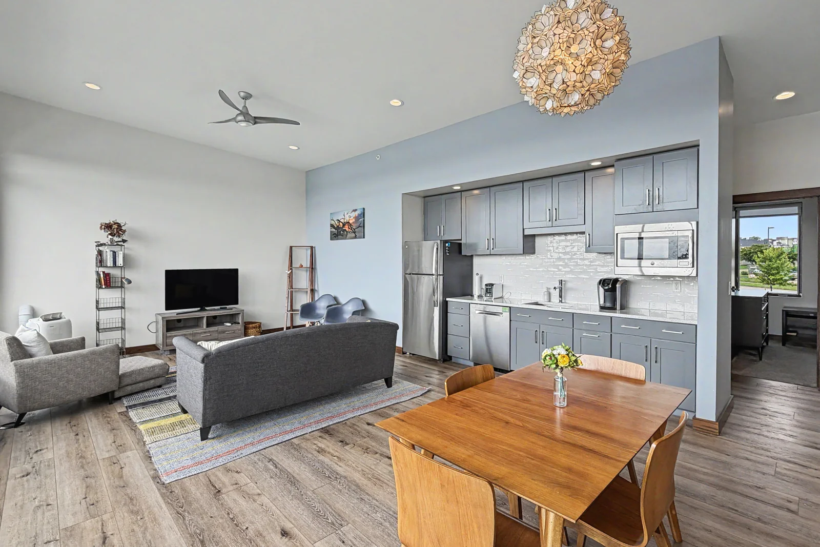 Johnston Class A Office — Sale in Johnston, IA, photo 4 of 5