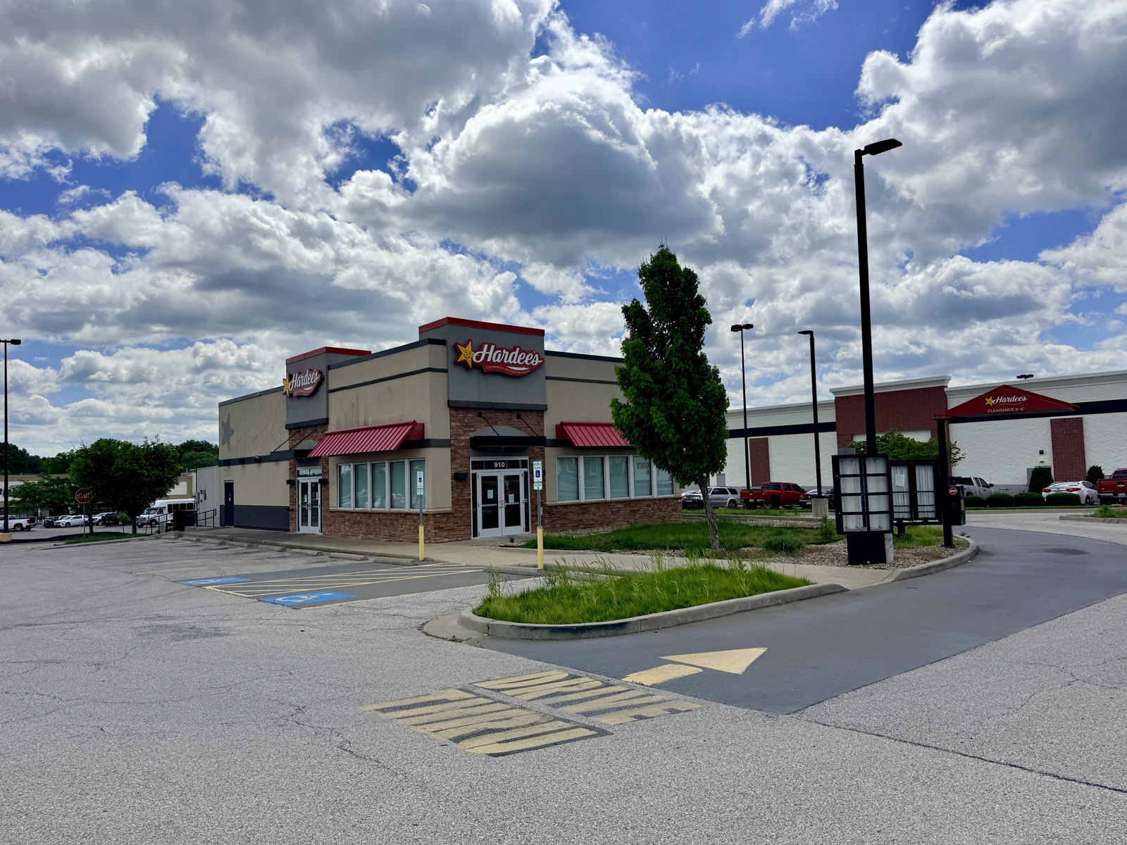 910 SW State Route 7 — Sale in Blue Springs, MO, photo 3 of 3