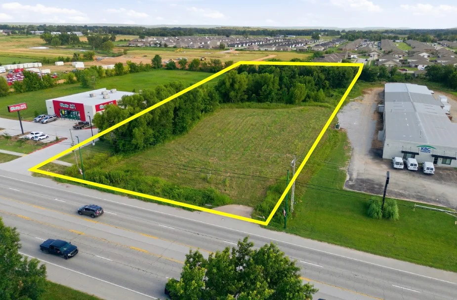 3930 U.S. 412 HWY - other for sale in siloam springs, AR
