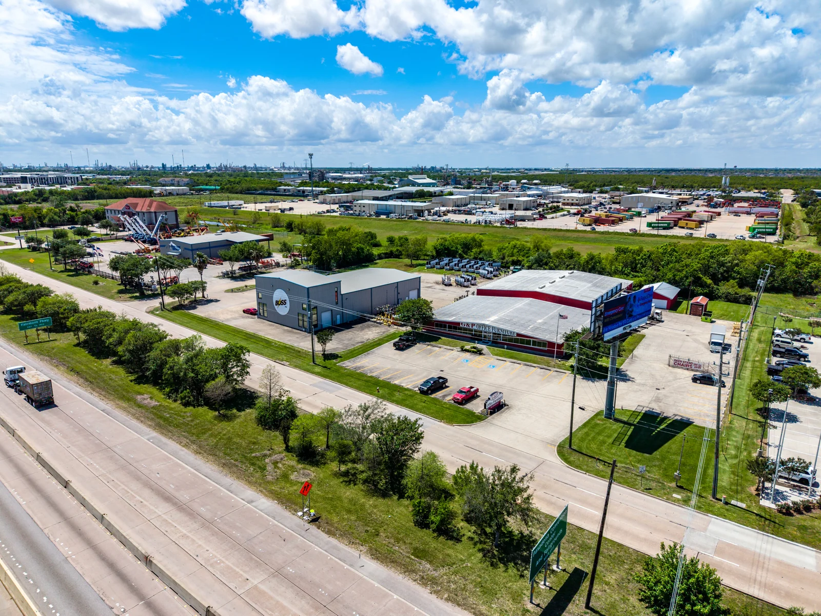 506 Hwy 146 South — Sale in La Porte, TX, photo 3 of 4
