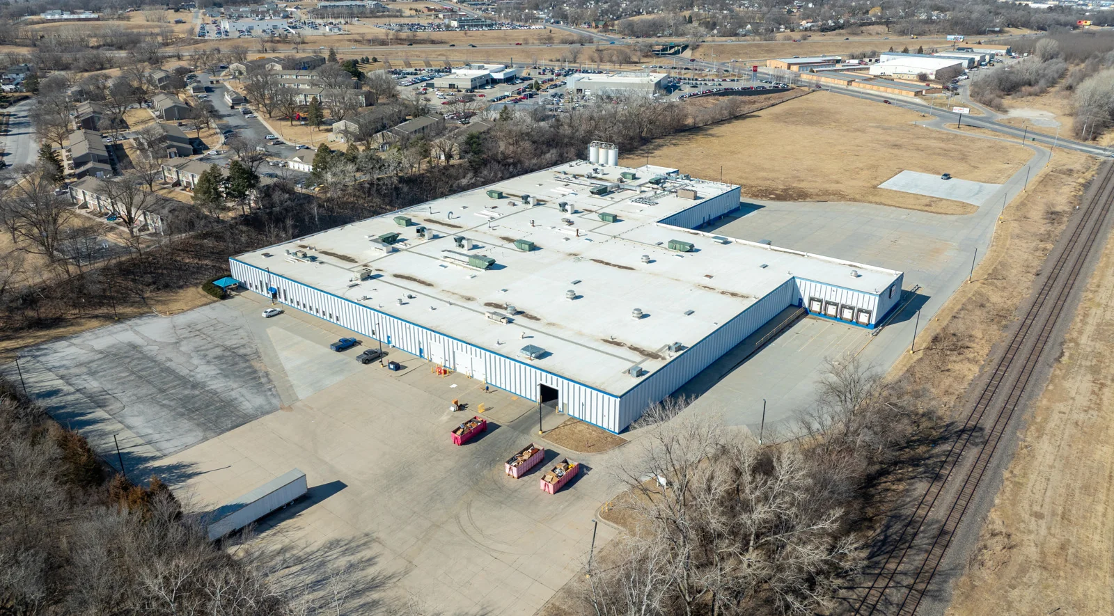 Former Industrial Bakery Facility in Bellevue — Sale in Bellevue, NE, photo 2 of 8
