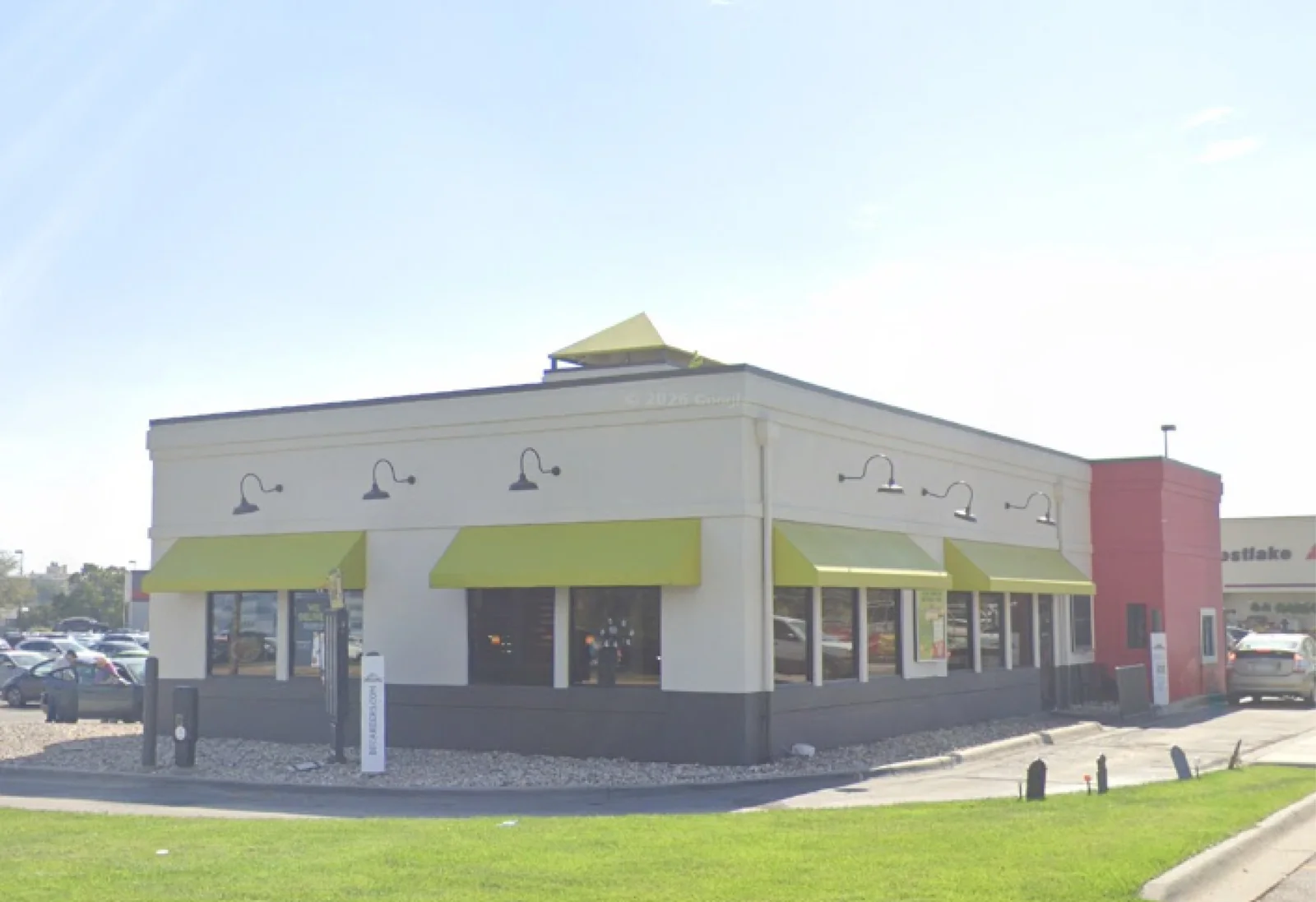 Retail in Lincoln, NE — Sale in Lincoln, NE, photo 1 of 5