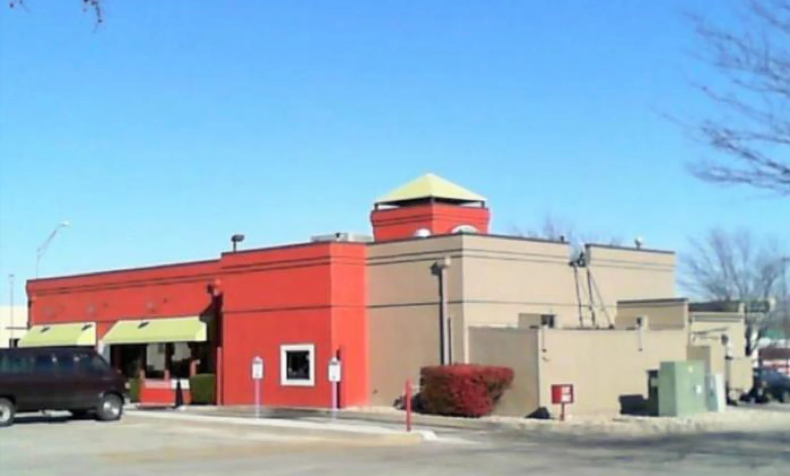Retail in Lincoln, NE — Sale in Lincoln, NE, photo 2 of 5