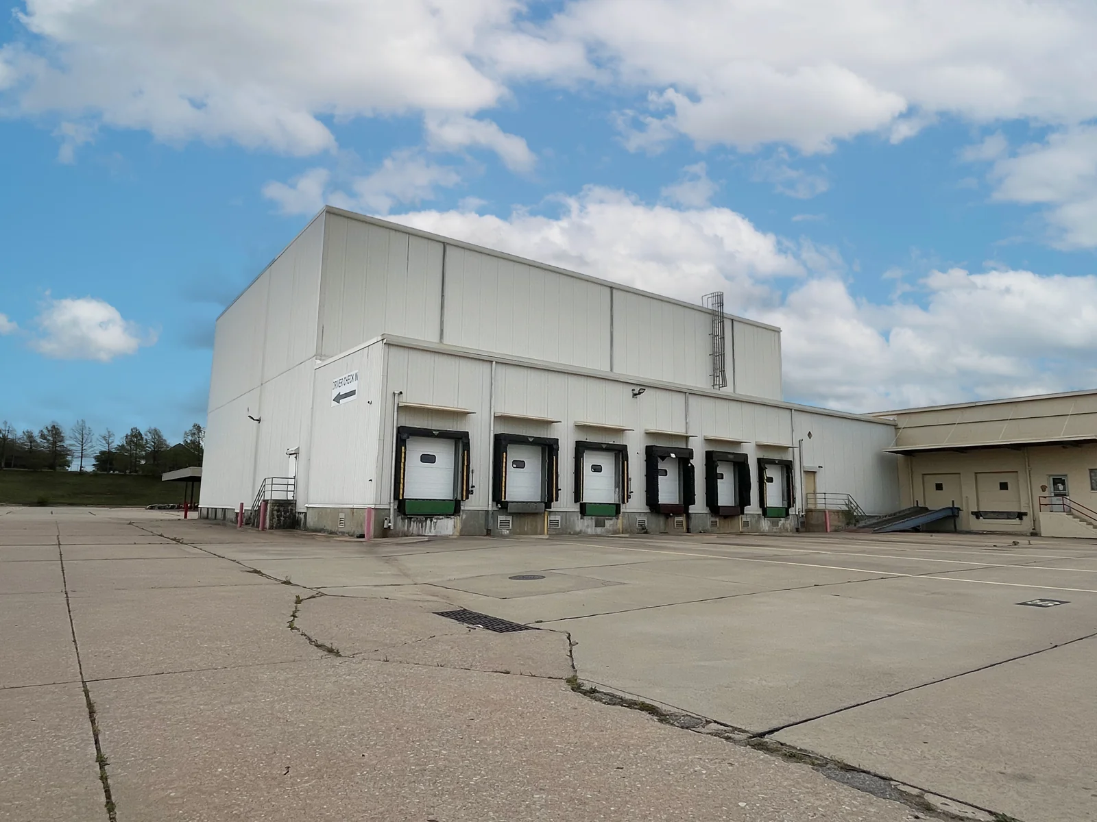 Industrial in Oklahoma City, OK — Sale in Oklahoma City, OK, photo 7 of 8