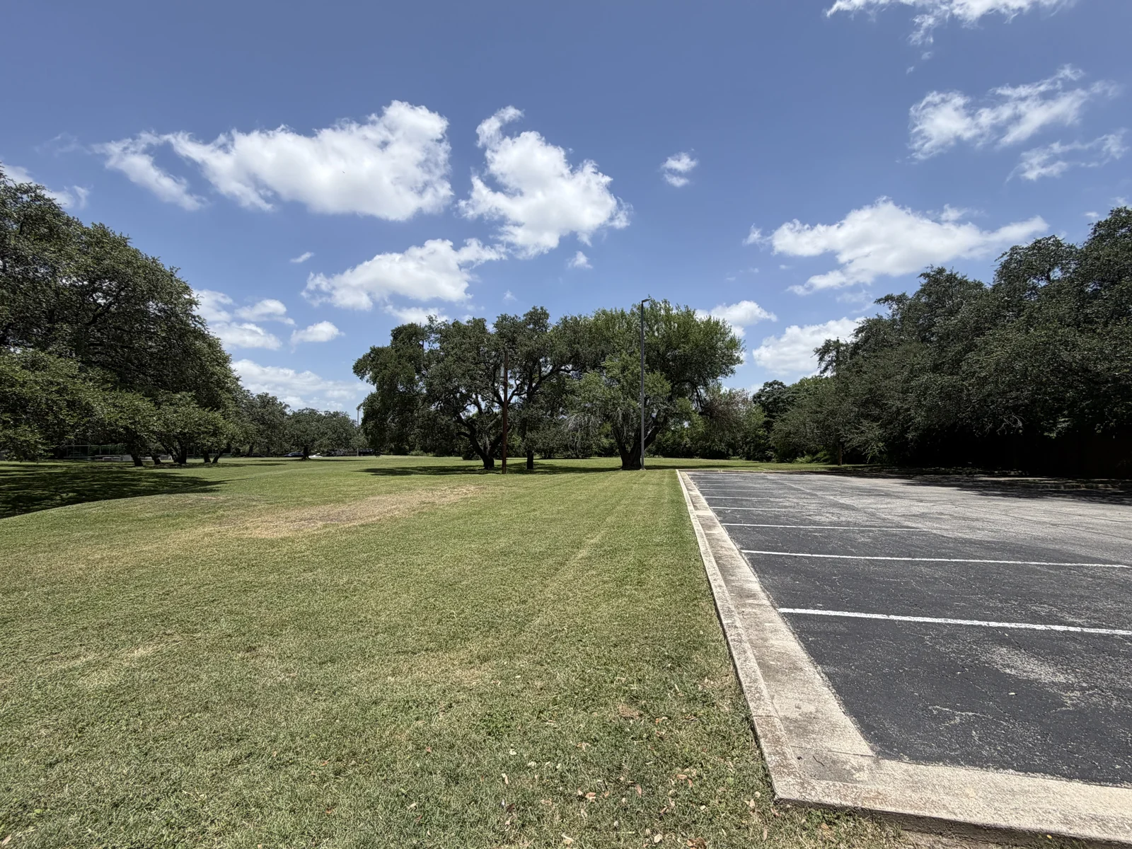 Land in San Antonio, TX — Sale in San Antonio, TX, photo 2 of 3