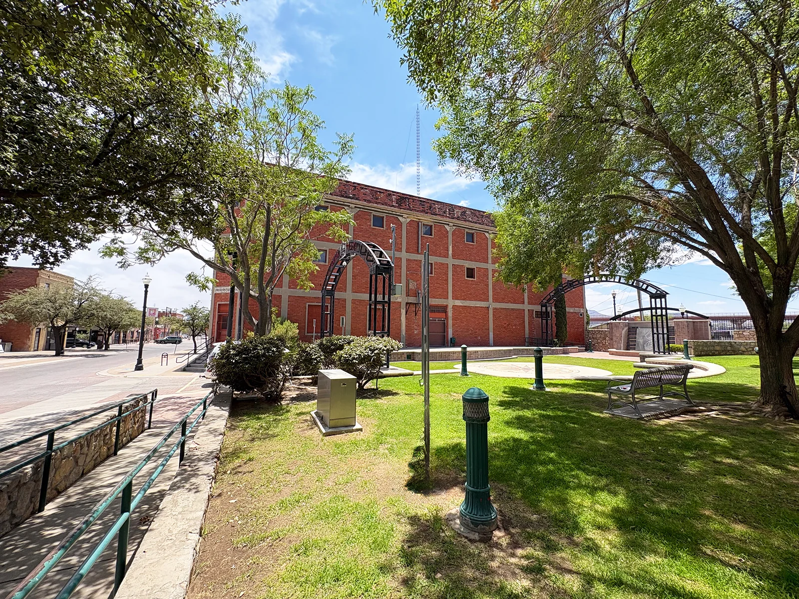 The Wicker Building — Sale in El Paso, TX, photo 4 of 8