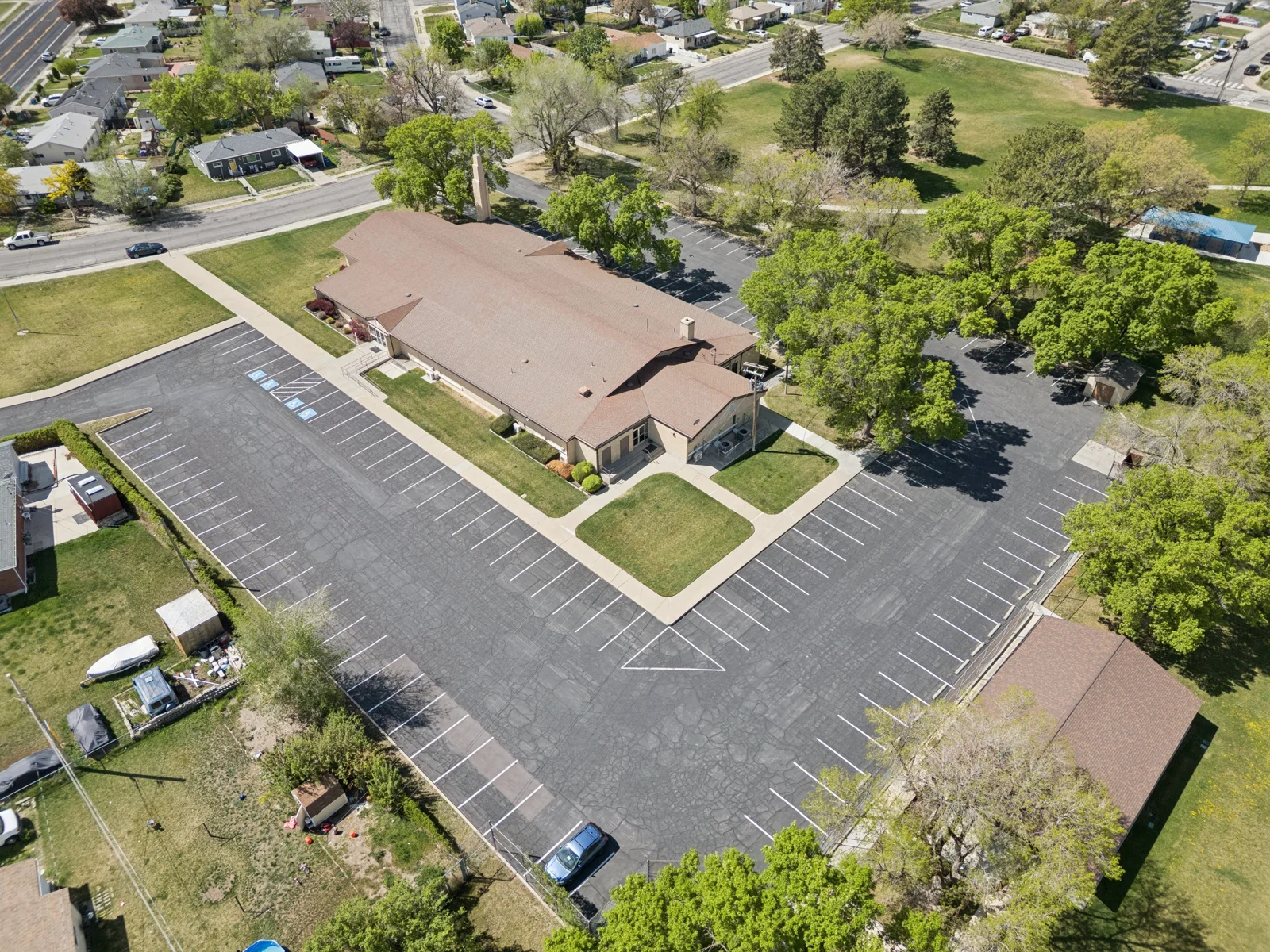 4232 W 5015 S — Sale in Kearns, UT, photo 3 of 4