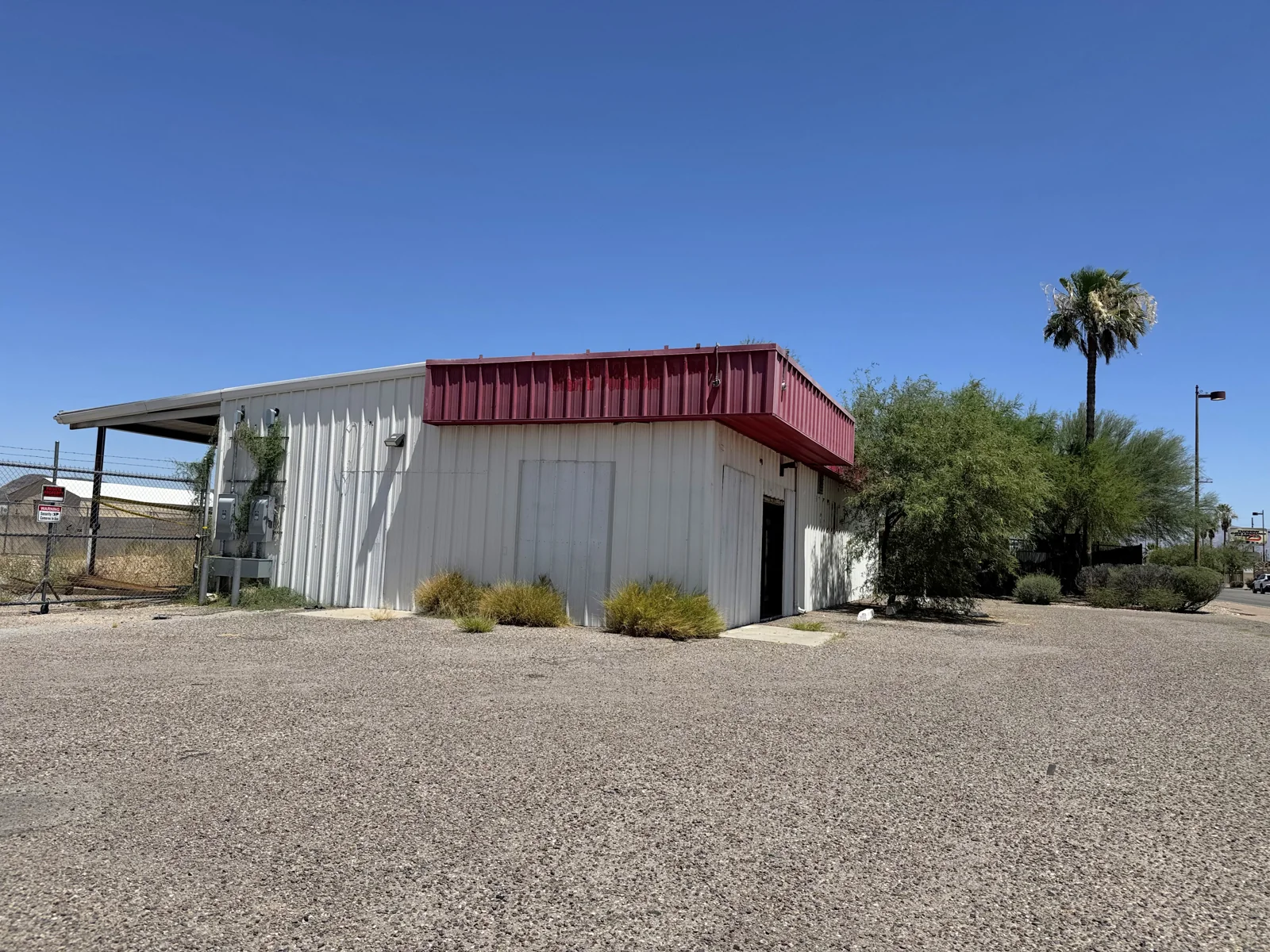 2800 S 4th Ave — Sale in Tucson, AZ, photo 1 of 2