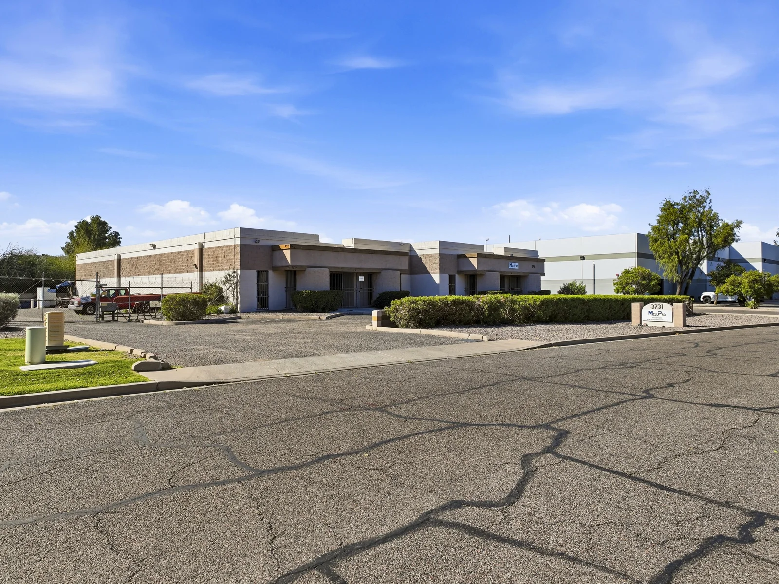 Industrial in Phoenix, AZ — Sale in Phoenix, AZ, photo 1 of 1