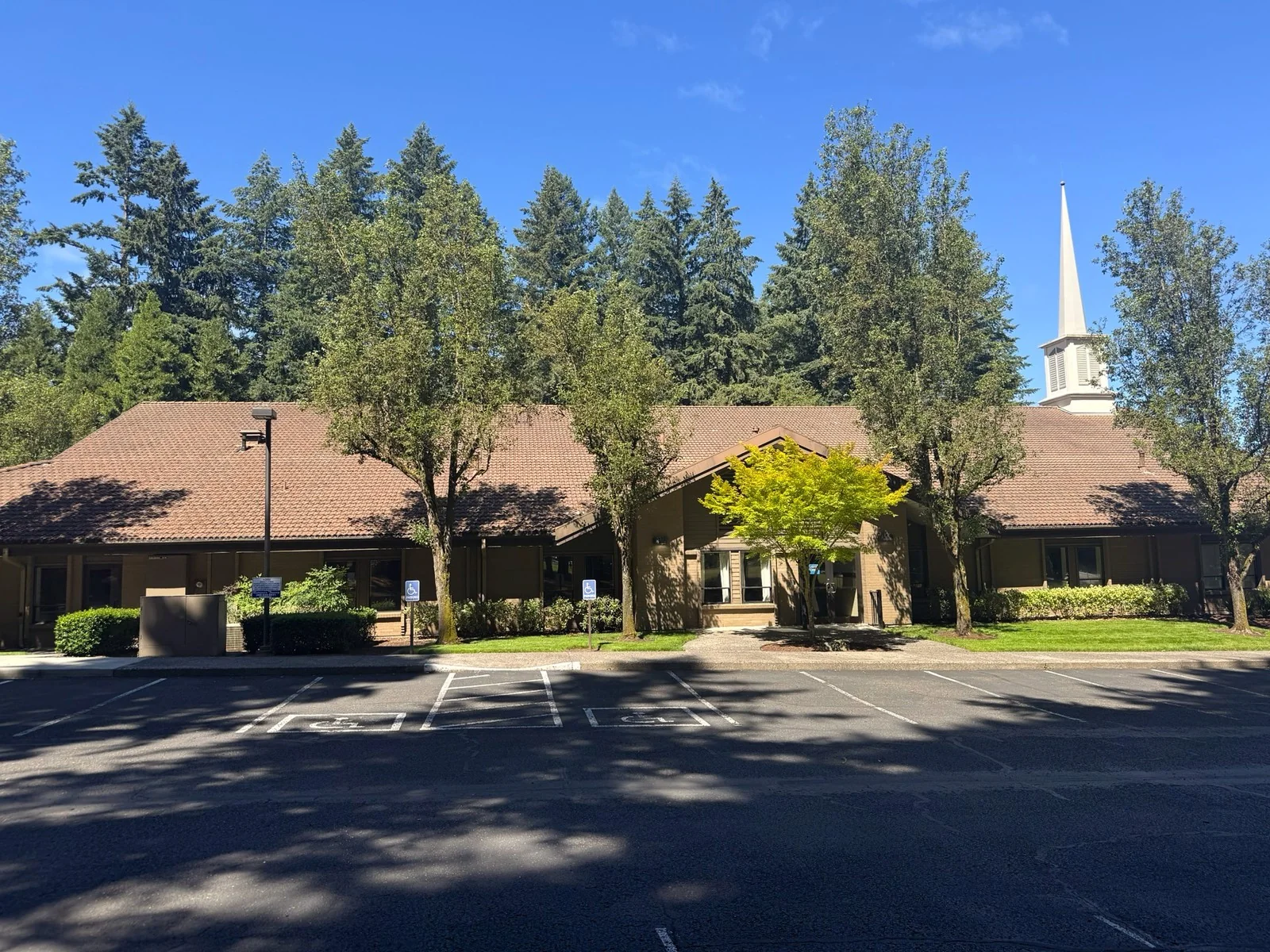 Vancouver Meetinghouse — Sale in Vancouver, WA, photo 2 of 5