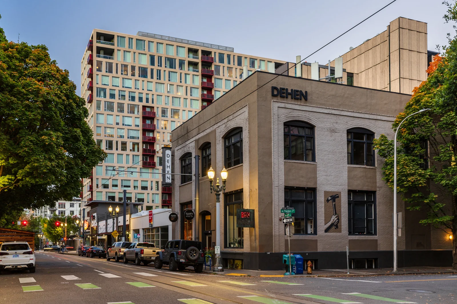Dehen Building — Sale in Portland, OR, photo 1 of 6