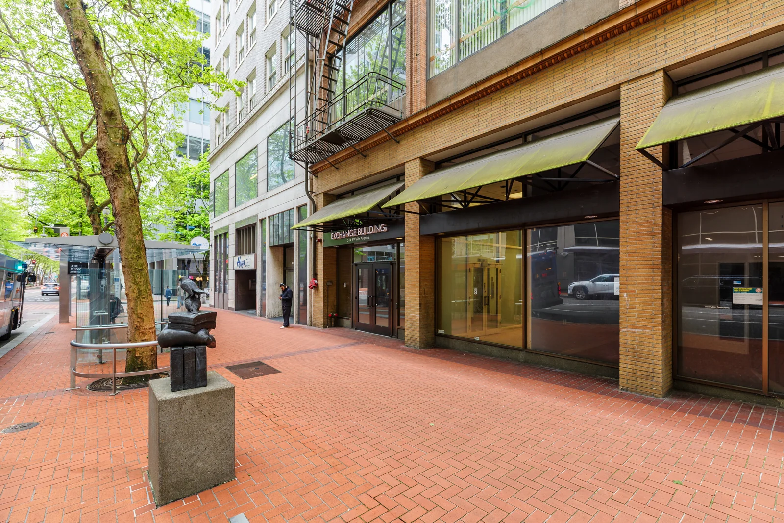 Exchange Building — Sale in Portland, OR, photo 1 of 8