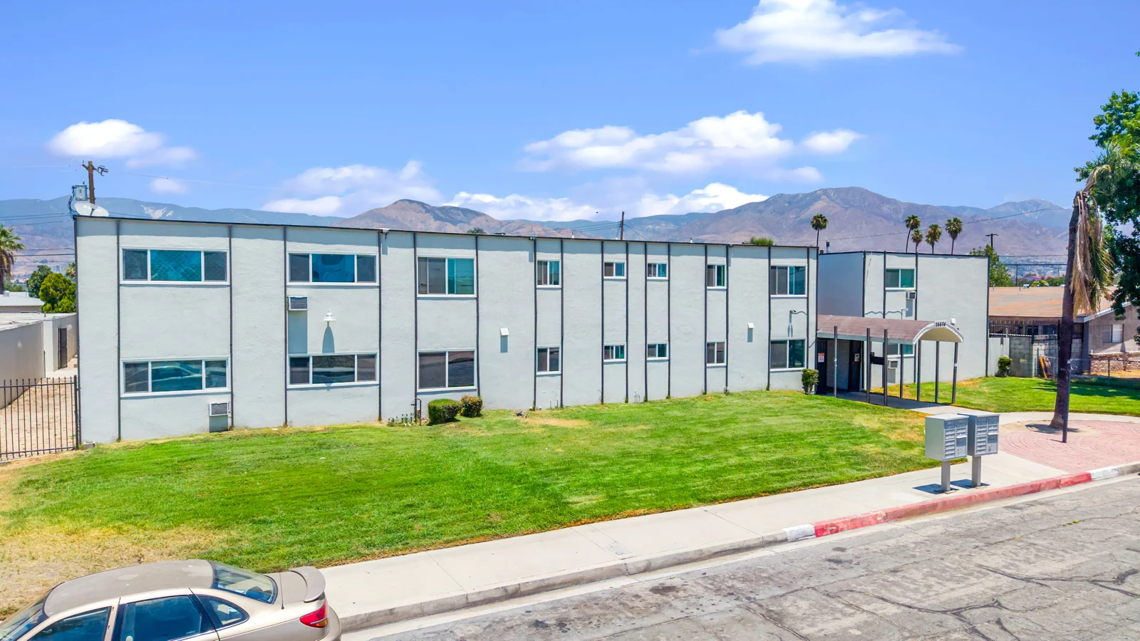 Multifamily in Highland, CA — Sale in Highland, CA, photo 3 of 8