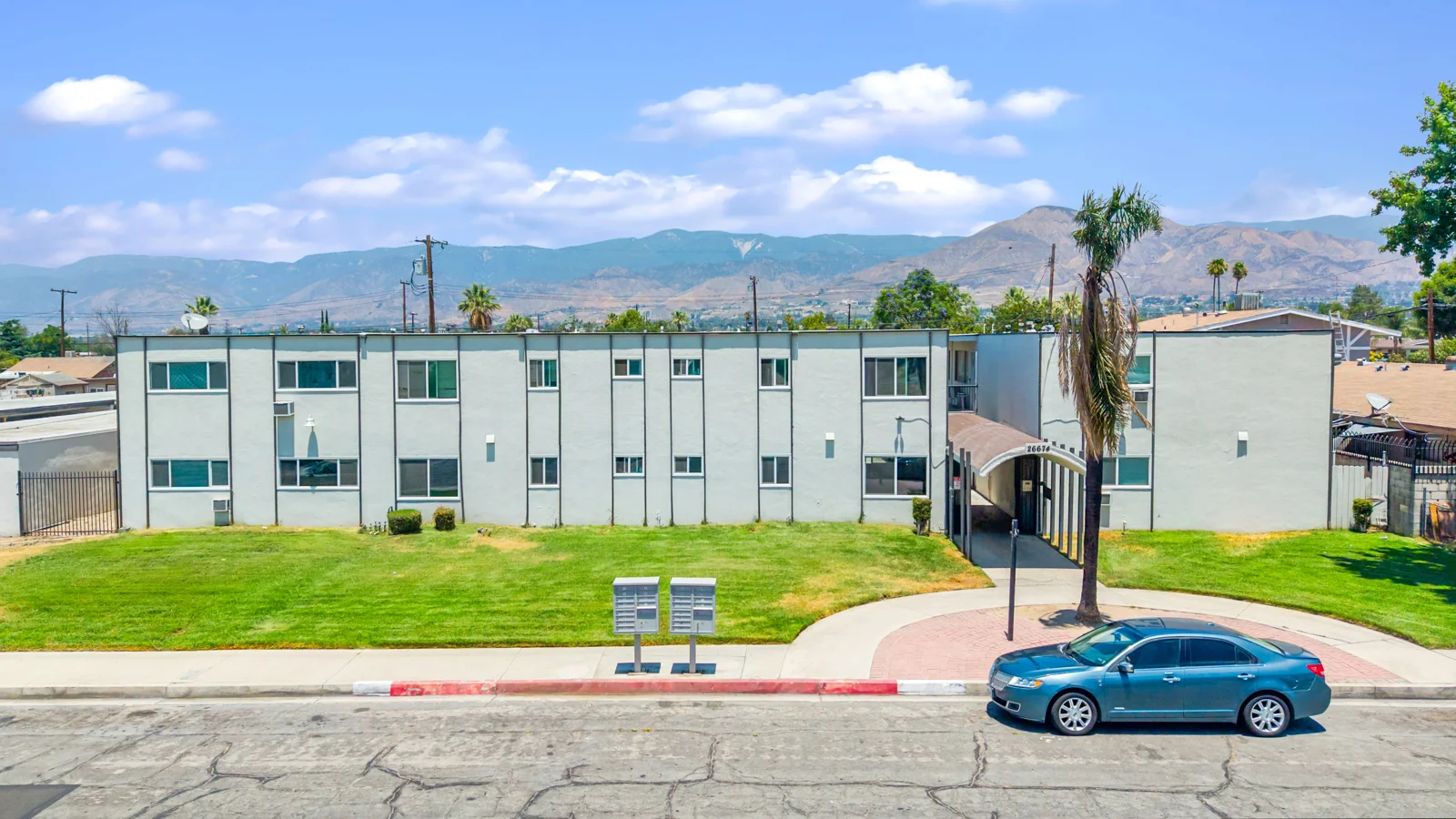Multifamily in Highland, CA — Sale in Highland, CA, photo 4 of 8
