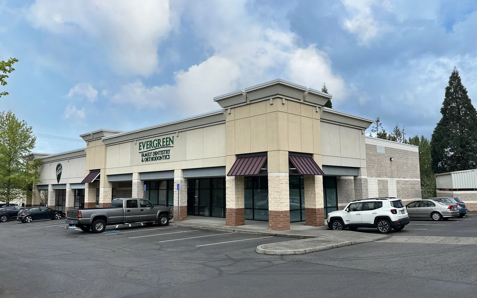Retail in Beaverton, OR — Sale in Beaverton, OR, photo 2 of 7