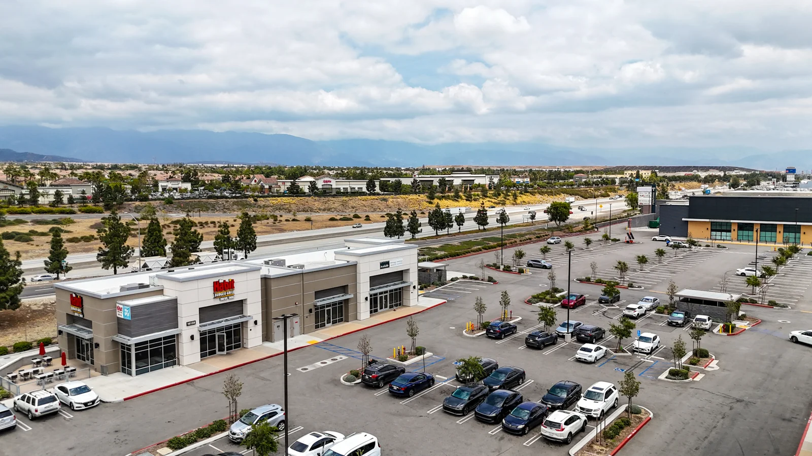 Fontana Auto Center — Sale in Fontana, CA, photo 2 of 8
