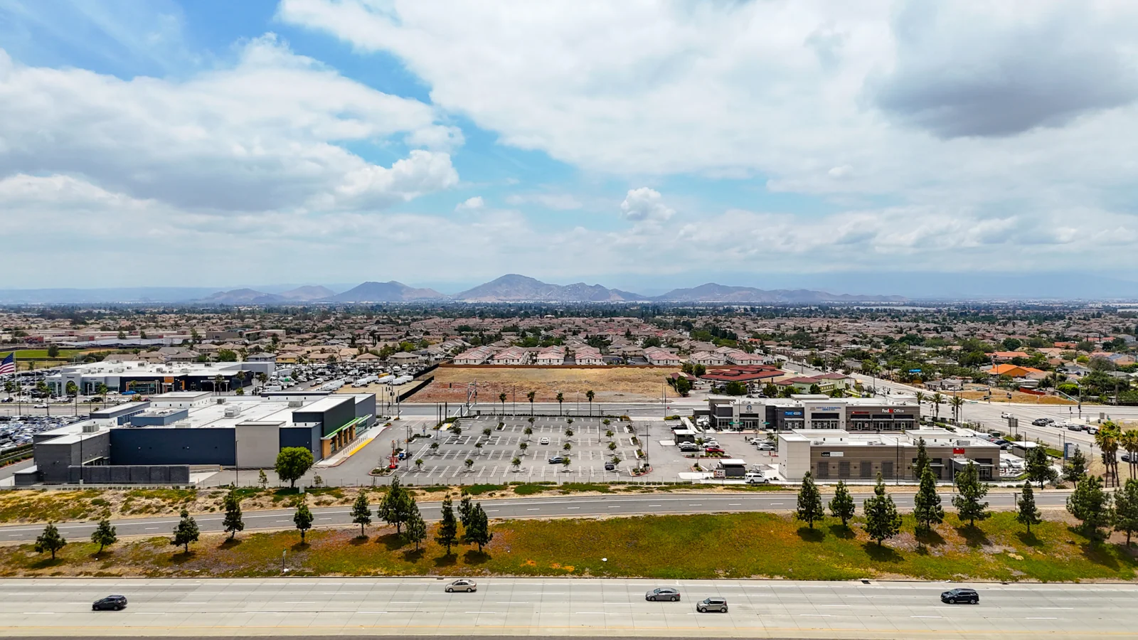 Fontana Auto Center — Sale in Fontana, CA, photo 6 of 8