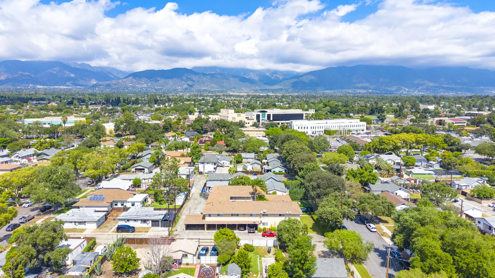 Multifamily in Upland, CA — Sale in Upland, CA, photo 2 of 8