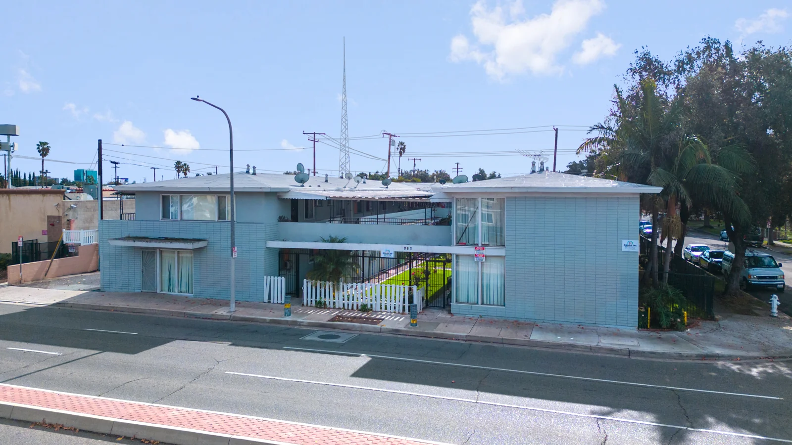 18 Units Minutes to Downtown Santa Ana — Sale in Santa Ana, CA, photo 1 of 8
