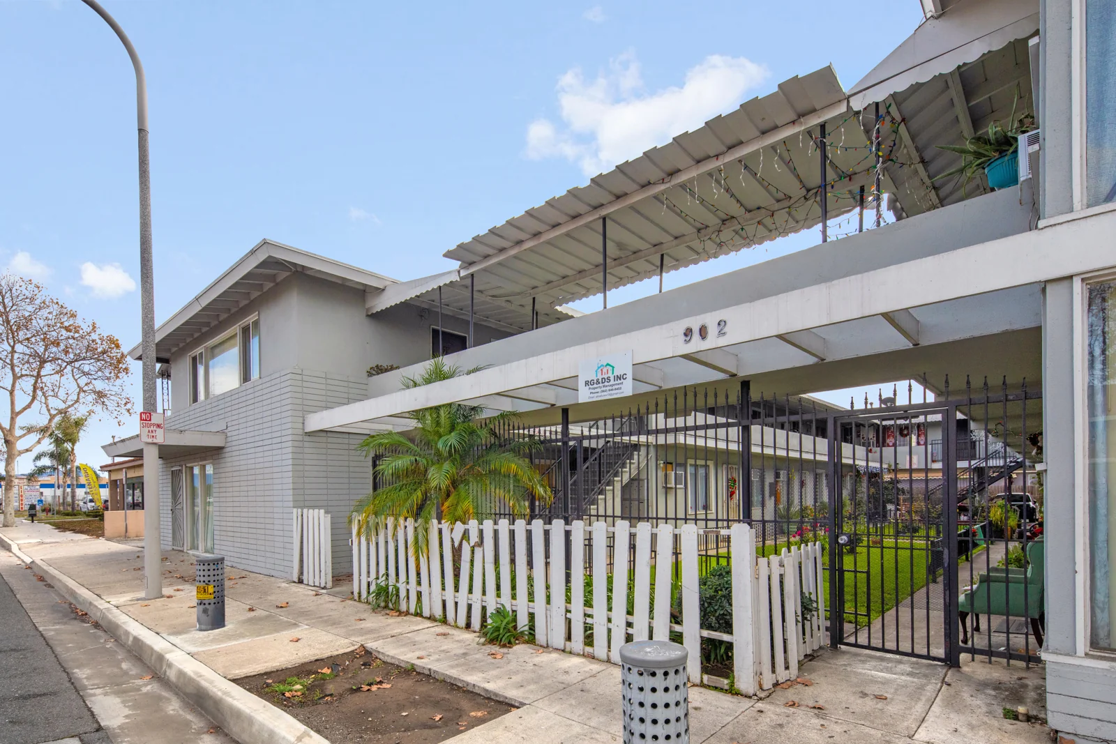 18 Units Minutes to Downtown Santa Ana — Sale in Santa Ana, CA, photo 7 of 8