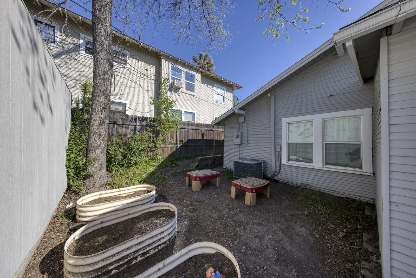126 Grove Street — Sale in Roseville, CA, photo 6 of 7