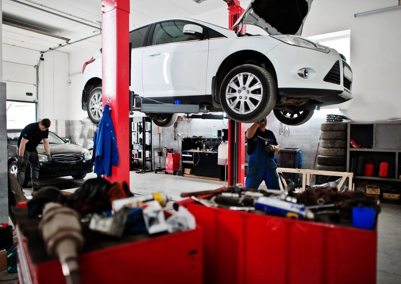 Auto Repair Dual-Concept + Members Club Storage — Sale in Grand Rapids, MI, photo 1 of 1