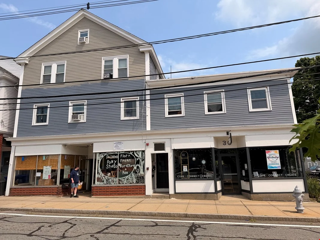 Prime Downtown Warren 11 unit Mixed-Use Investment - 26 Child St - retail for sale in warren, RI