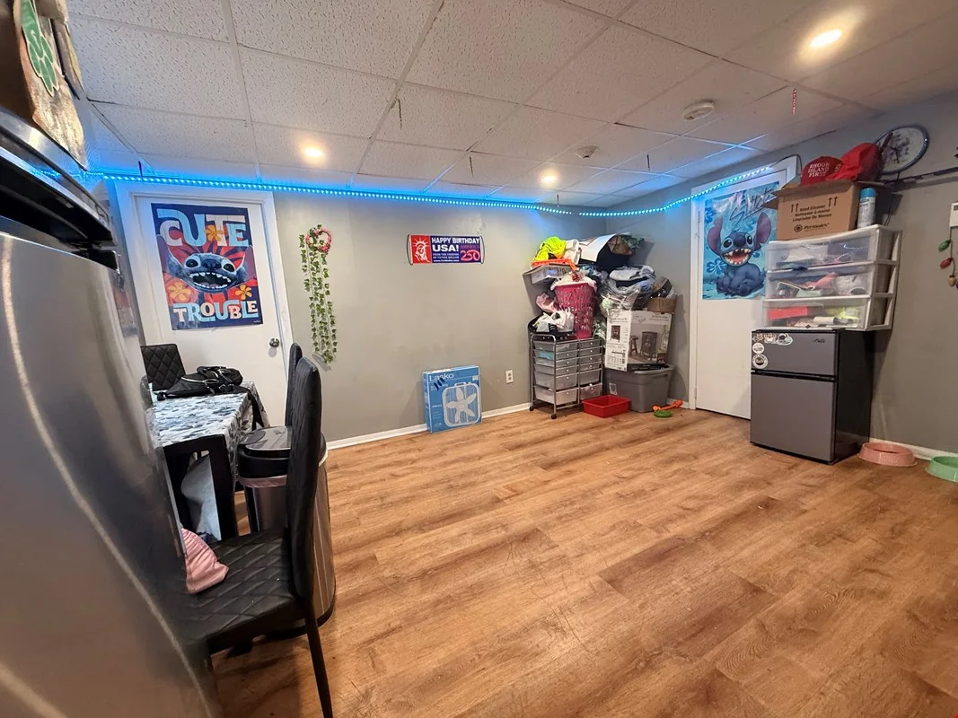 Prime Downtown Warren 11 unit Mixed-Use Investment -… — Sale in Warren, RI, photo 6 of 8