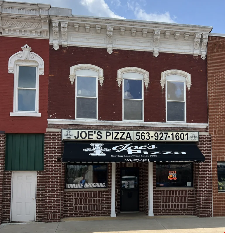 Joe's Pizza - retail for sale in manchester, IA